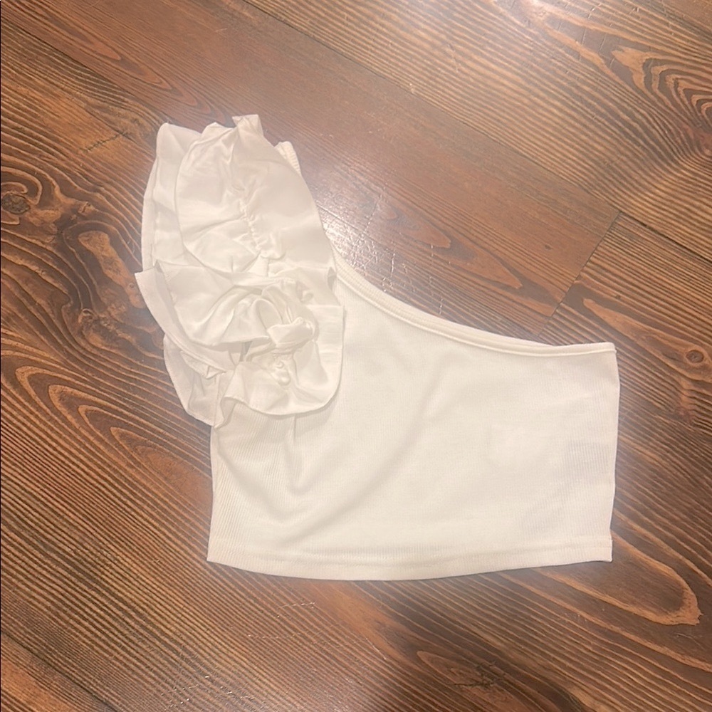 Shein Women’s White Ruffled One-Shoulder Crop Top S - Picture 3 of 5